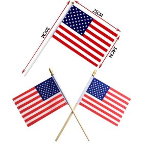 100 pcs Handheld American flag; Hand-waved flag; Independence Day flag; wooden or plastic flagpole; American flag; 14 * 21cm (Amount: 100 pcs, Material: wooden)